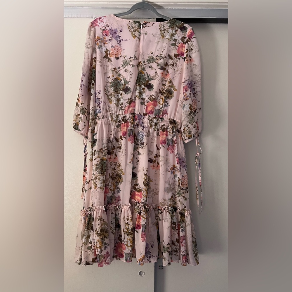 Taylor Pink Floral Dress - Picture 3 of 3